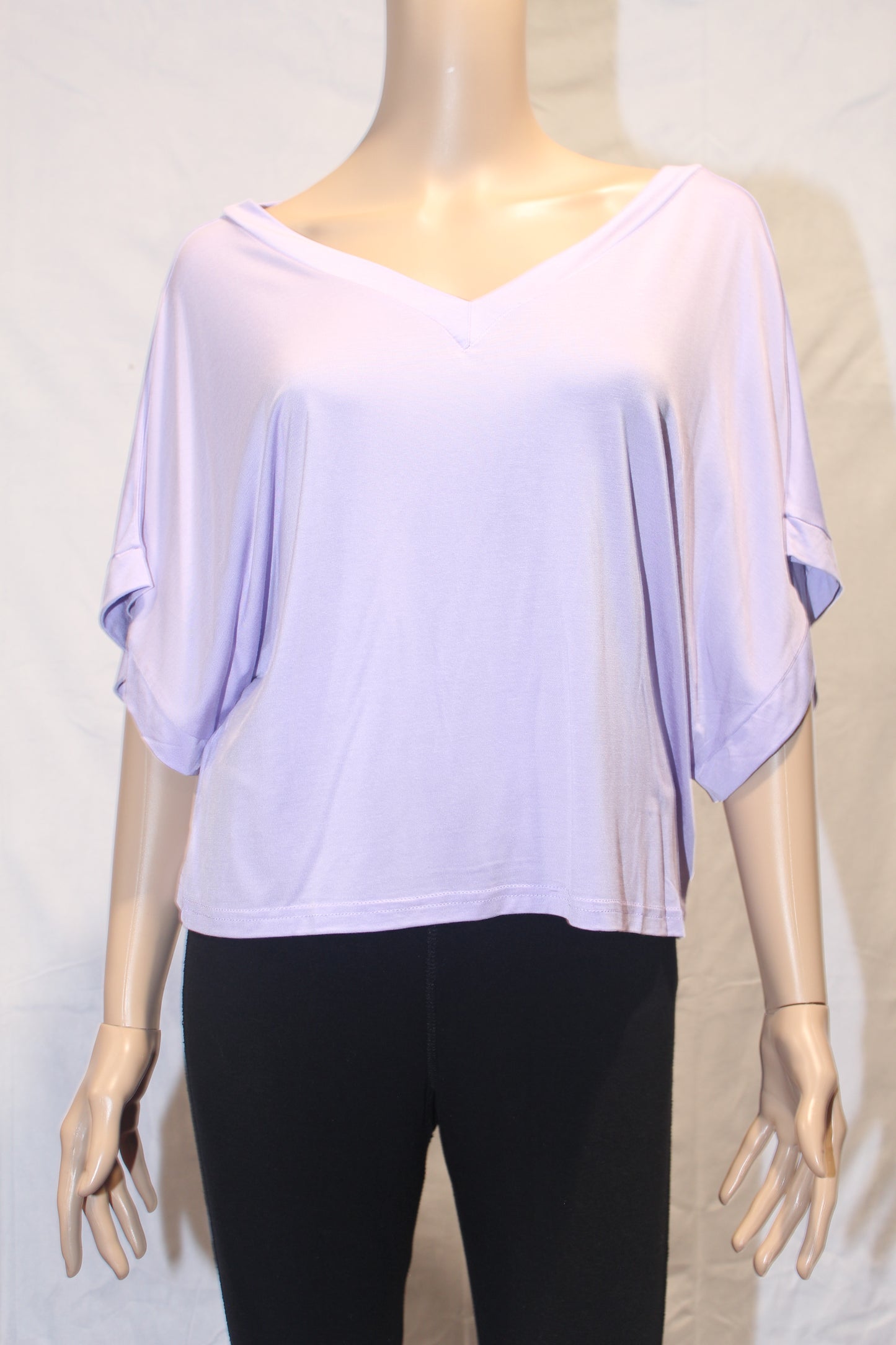 2 CARAT - Double V-Neck Crop Top